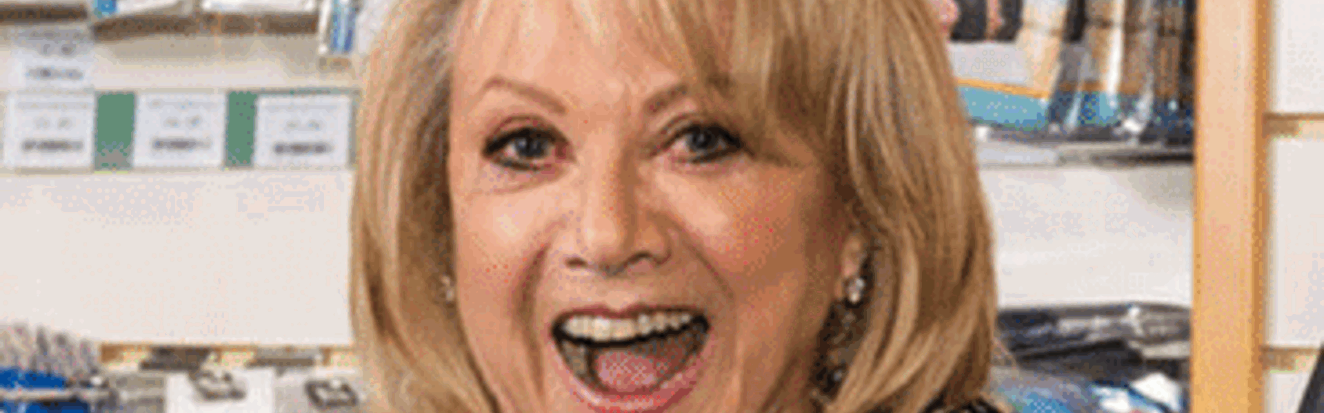 Singalong Elaine Paige Live Thumbnail 365×240